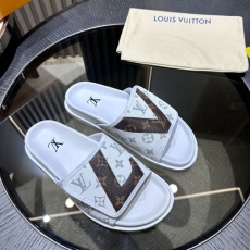 Louis Vuitton Slippers